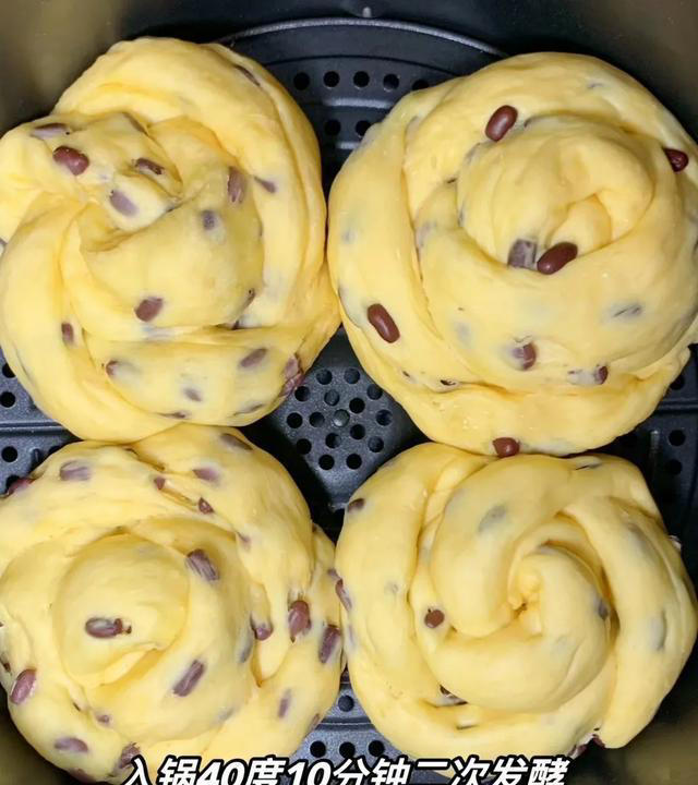 喜欢吃的面包快来看看！有这配方，自己在家就能吃到！