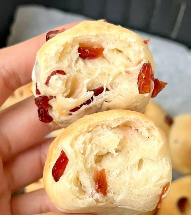 喜欢吃的面包快来看看！有这配方，自己在家就能吃到！