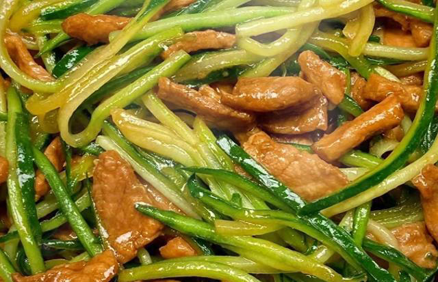 八种蔬菜是身体“清道夫”，建议大家夏天要多吃，排毒养颜促消化