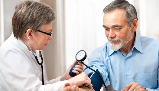 人民日报：晚餐与体重和寿命的关系，幸好今天知道了！