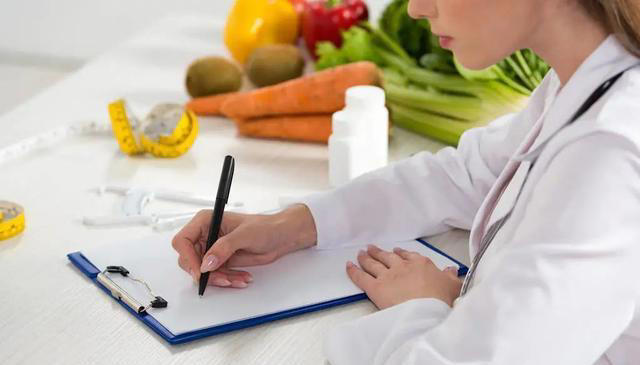 人民日报：晚餐与体重和寿命的关系，幸好今天知道了！