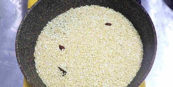 家常粉蒸排骨，40分钟软烂入味，学会这招秒杀饭店味道