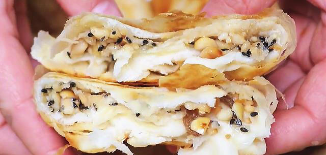 天天吃馅饼，还是这个做法香，不用做油酥，外酥里软，比吃肉还香