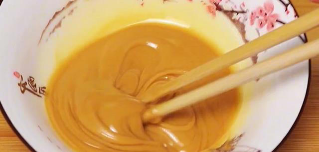 天天吃馅饼，还是这个做法香，不用做油酥，外酥里软，比吃肉还香