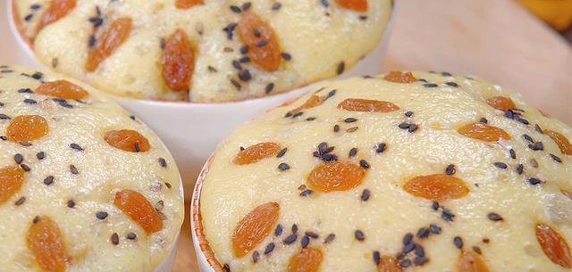 这样的碗蒸糕比蛋糕还香，有鸡蛋面粉就能做，出锅蓬松暄软