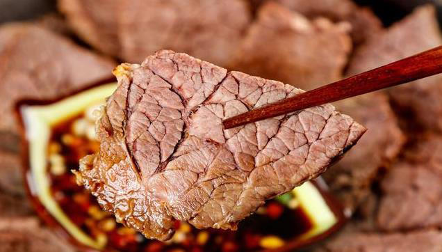 牛肉虽好吃,这4类人得悠着点,乱吃小心身体吃不消