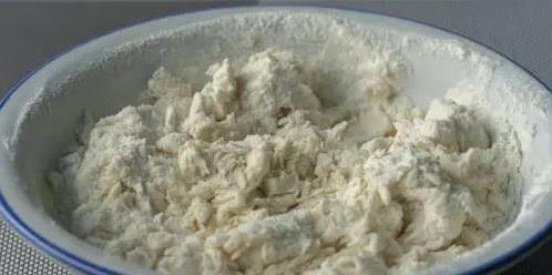 简单葱花饼咋这么香？2个技巧学会，外酥里软秒杀肉味