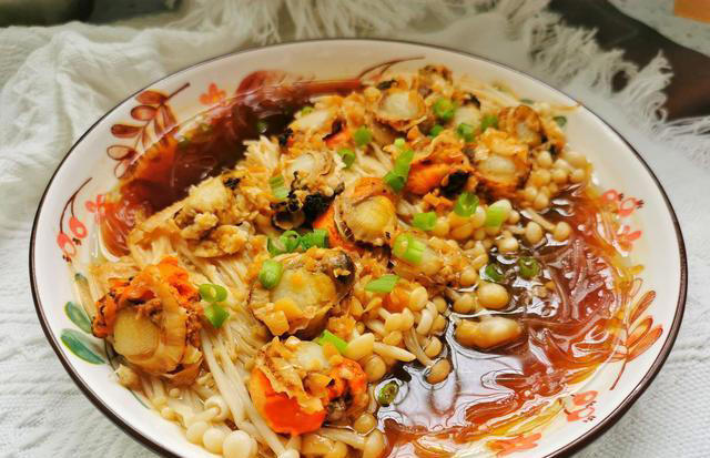 夏天多吃蒸菜，清爽润燥不上火，15分钟就上桌，全家人都爱吃