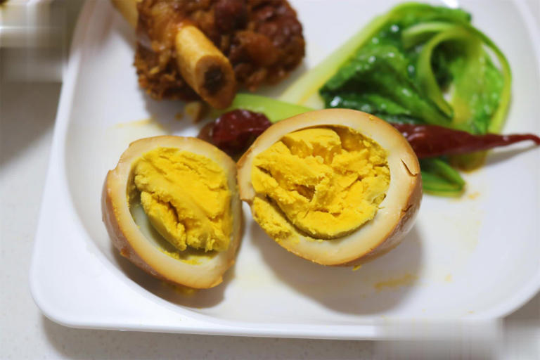 天热不想炒菜？一锅煮出有荤有素，好吃又好做！