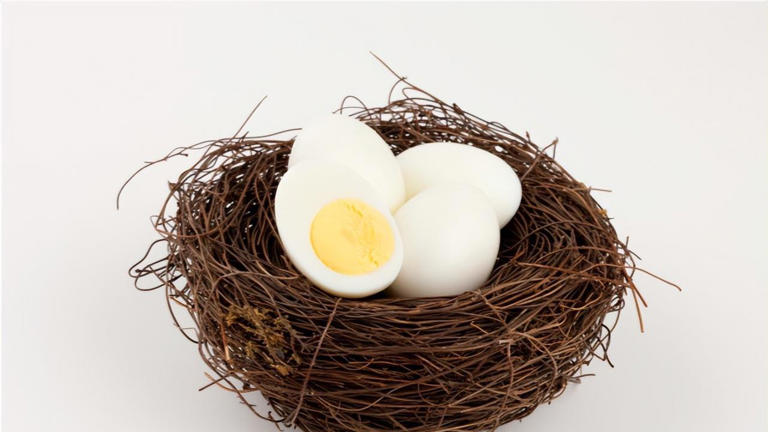 瓜子和花生，到底吃哪个有利于减肥？吃错“胖成球”，早点搞清楚