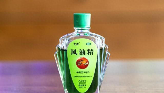 男性每晚睡前，在肚脐上滴上一滴风油精，长期坚持下去会如何？