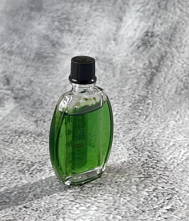 男性每晚睡前，在肚脐上滴上一滴风油精，长期坚持下去会如何？