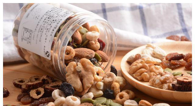 早餐为什么不能吃大米粥？医生：不止是米粥，这三物，请嘴下留情