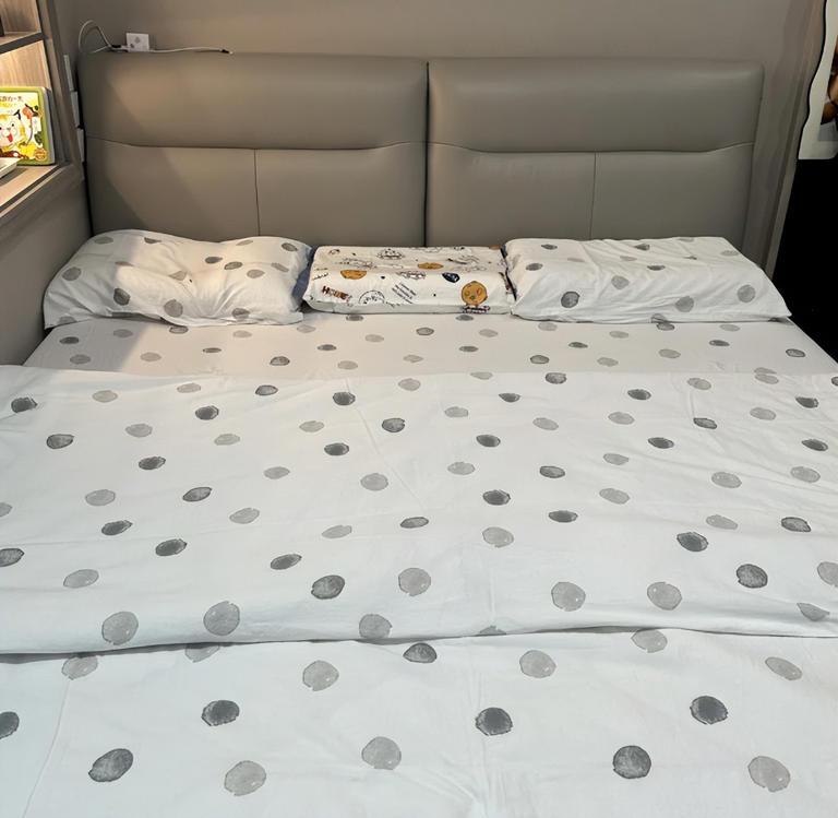 床单多久洗一次？超这个时间睡觉不舒服！