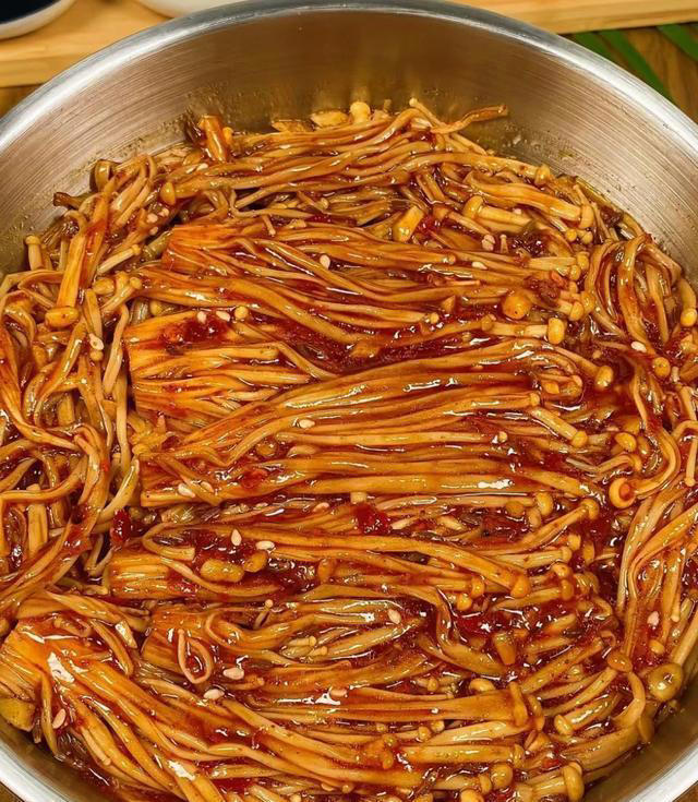 馒头配上这几种家常菜，巨好吃，收藏起来慢慢享用吧！