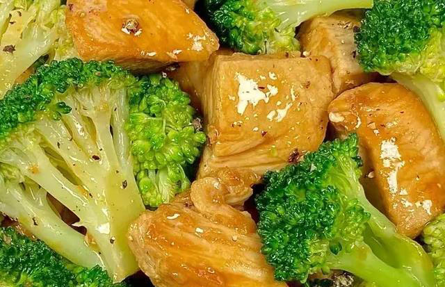 补充蛋白质，别懂得只吃鸡蛋，建议多吃这五道菜，更容易吸收