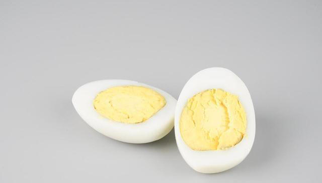 每天早上吃个水煮蛋，是营养佳品还是心血管杀手？请听科学解释