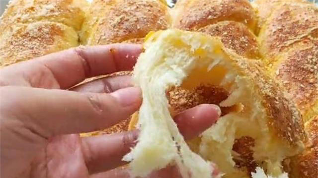 懒人面包，不用揉出膜，我用擀面，一个小妙招，个个柔软又拉丝