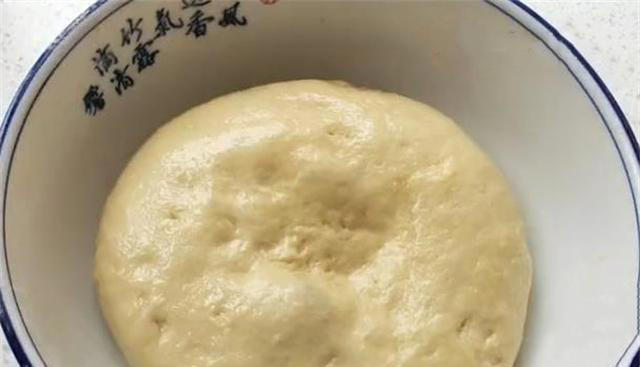 懒人面包，不用揉出膜，我用擀面，一个小妙招，个个柔软又拉丝