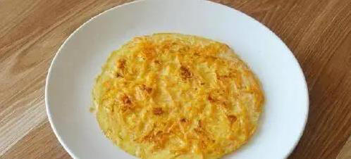 1个鸡蛋1勺面粉，早餐饼煎出金黄香，味道好到停不下来