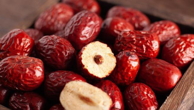 肾脏决定寿命，肾内科医生：别太节约，这6种食物可以常吃