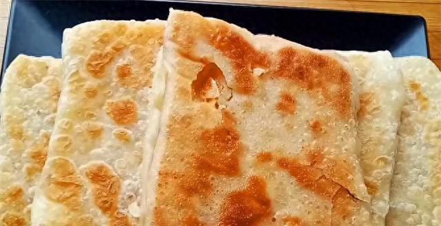 花生和面粉新吃法，一叠一抻，鼓大泡就好，香甜酥脆，做法超简单