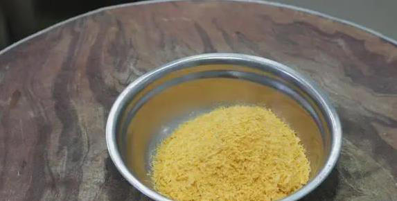 红薯丸子新做法，外酥里软超好吃，3步做出童年味道