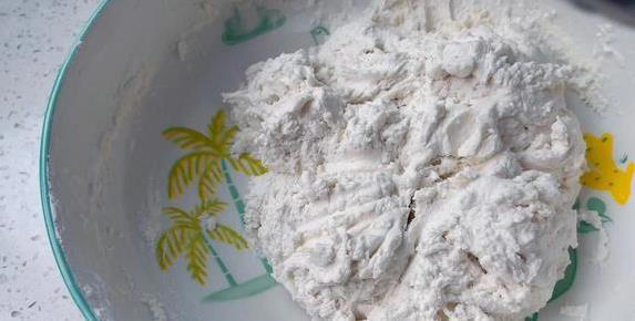 糯米饼外酥里糯香甜爆棚，10分钟学会做法，你还不试试？