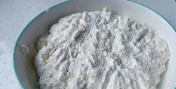 糯米饼外酥里糯香甜爆棚，10分钟学会做法，你还不试试？