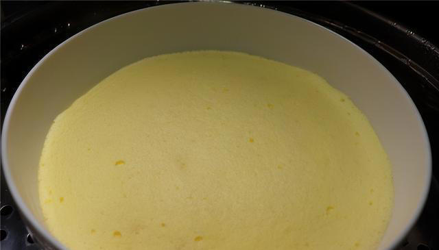 懒人蛋糕做法，不揉也不发面，学会这一招，出锅蓬松又细腻