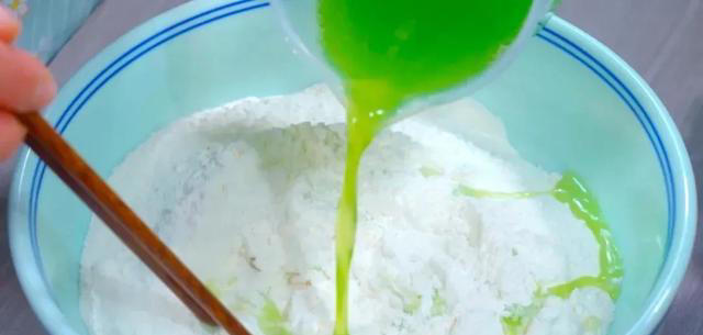 夏天爱出汗，“清凉馅”饺子别错过，清爽鲜美，不油腻，一口一个