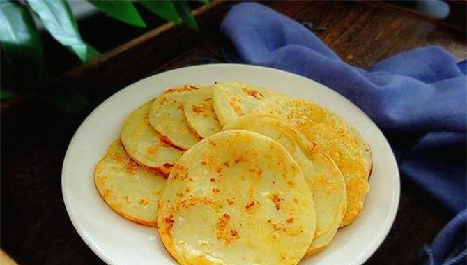 1根香蕉，1把面粉，教你从没吃过的做法，比面包简单，比发糕好吃