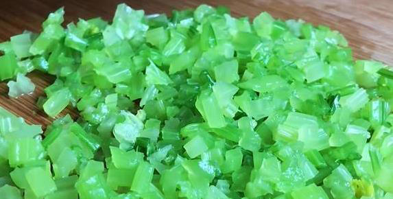 一块豆腐三颗蛋，做出低脂蔬菜饼，7天清爽不长肉？