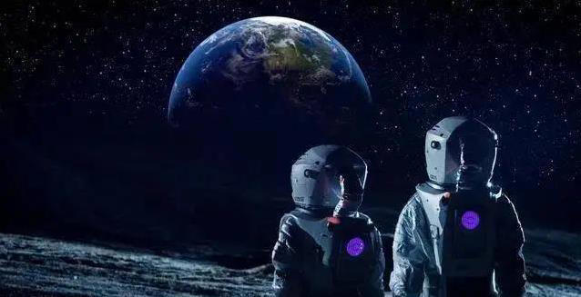 月球上看地球为何吓人？12人亲历，黑暗中孤悬蓝星