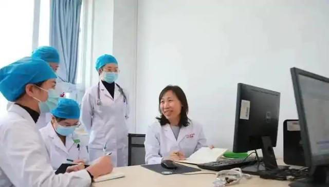 人有没有脂肪肝，看起床就知？脂肪肝的人，起床常有这4个特征