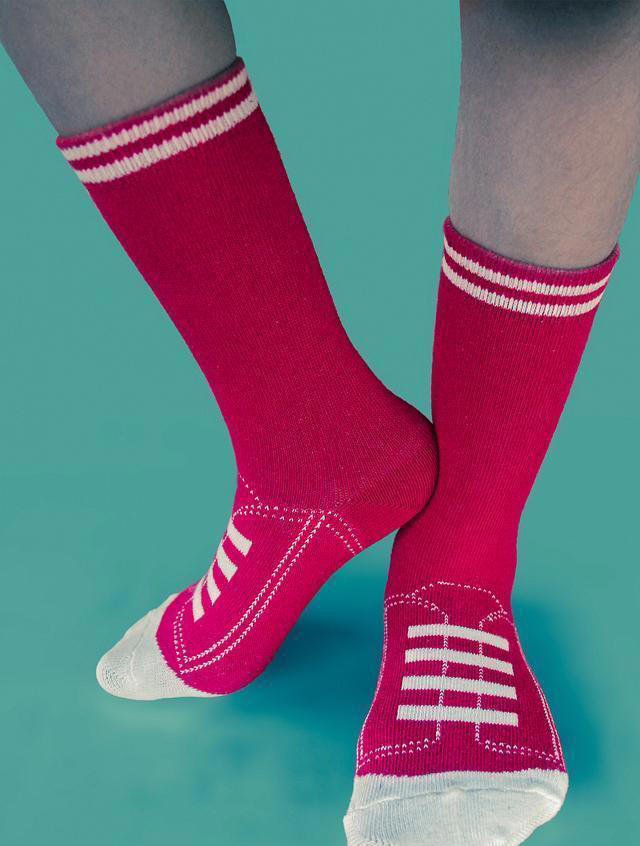 穿袜子睡觉和不穿袜子睡觉，哪个睡得更香？医生给出研究分析