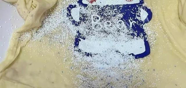 “洗衣粉”和“洗衣液”哪个更好用？看后才明白，原来区别这么大