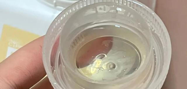 “洗衣粉”和“洗衣液”哪个更好用？看后才明白，原来区别这么大