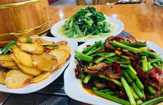 湿气重，身体肥胖快，坚持3个习惯，脂肪摄入少，腰部变细！