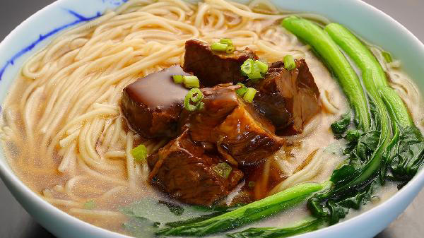 早餐为何不建议吃面条？医生直言：不止是面条，这2物也该少吃