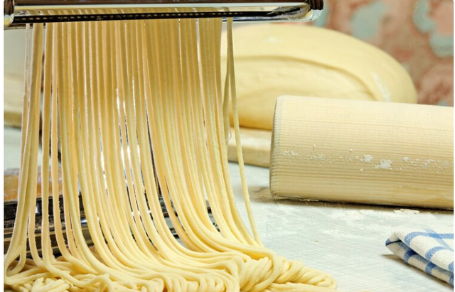 吃面条到底是养胃还是伤胃？协和医生为你解读，涨知识了