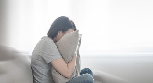 患上抑郁症是因为不够坚强？3大抑郁症发病原因一定要知道！