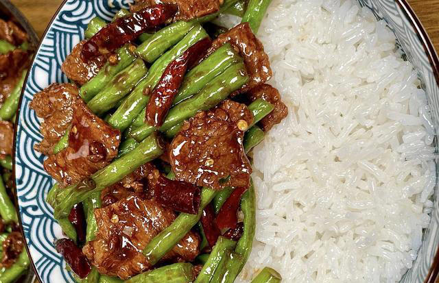 这3道小炒菜连吃一周都不会腻，荤素合理可口下饭，吃过就爱上