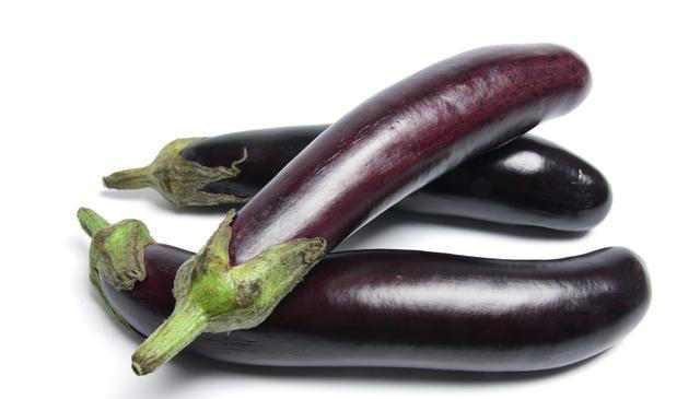 5种自带“花青素”的食物，建议女人要舍得吃，肌肤水嫩显年轻