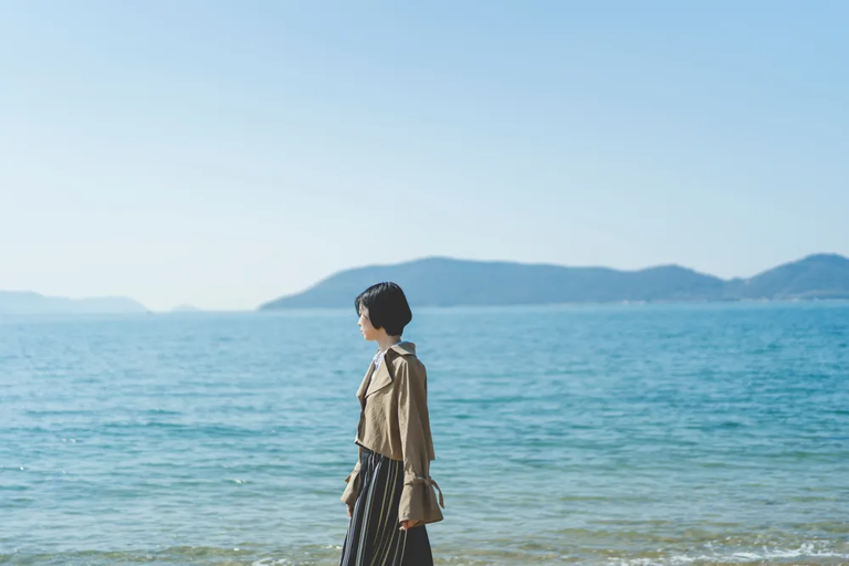 男人开始做这件事，证明他不爱你了，很明显