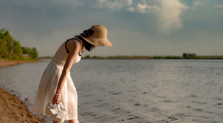异性相处时，常说这3句话，就离越轨不远了！