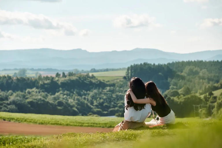 欣赏一个人，始于颜值，敬于才华，合于性格，久于善良，终于人品