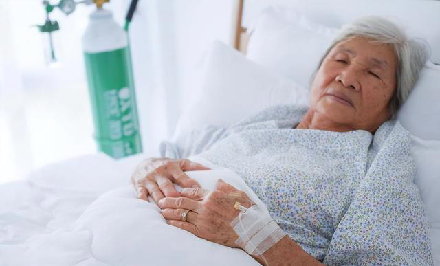 脂肪肝不是突然找上门！临床研究：肝脏受损的人，离不开这5饮食