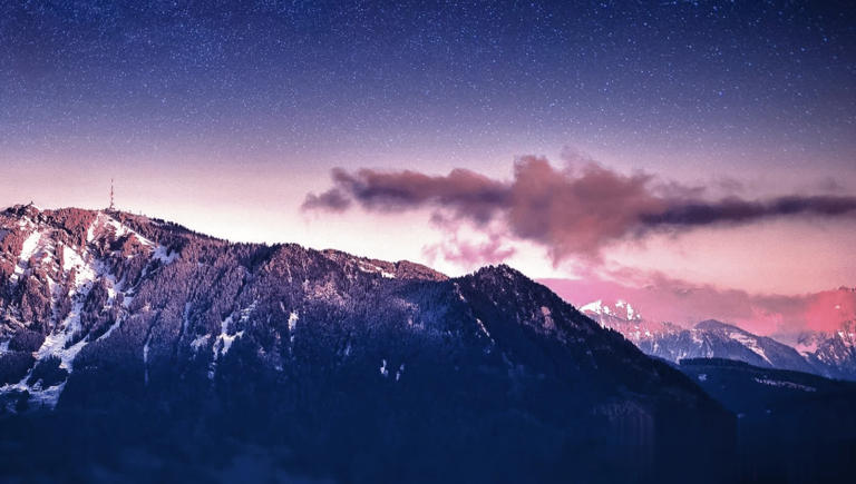 人，越克制，越强大