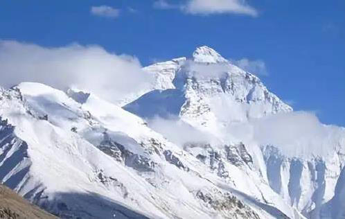 地球之巅珠峰想破万米？地壳说不行！宇宙里谁是真正最高峰？